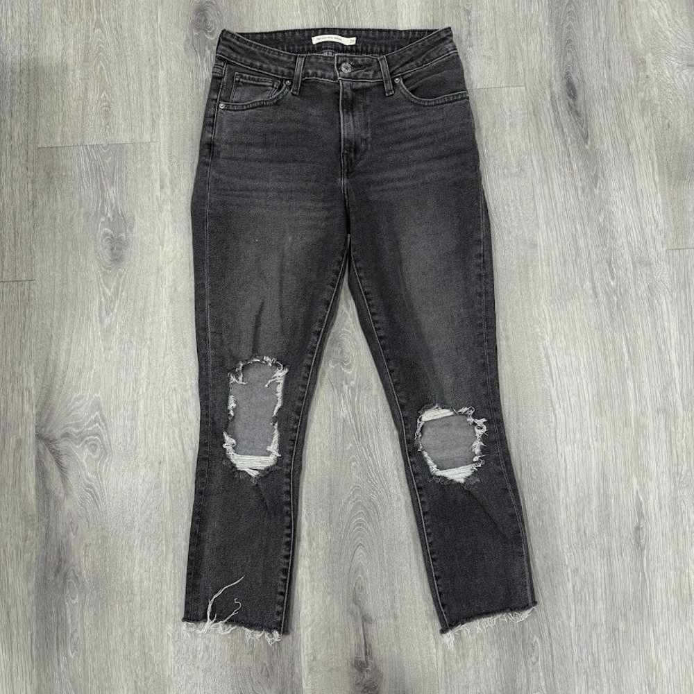 Levi's Jeans 721 High Rise Skinny Women's Size 26 Black Distressed Raw Hem 26x24